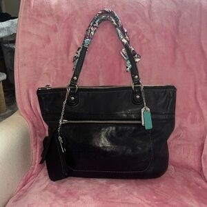 Coach Vintage Poppy Y2K Black Shoulder Bag w/ 2 Hangtags — GUC